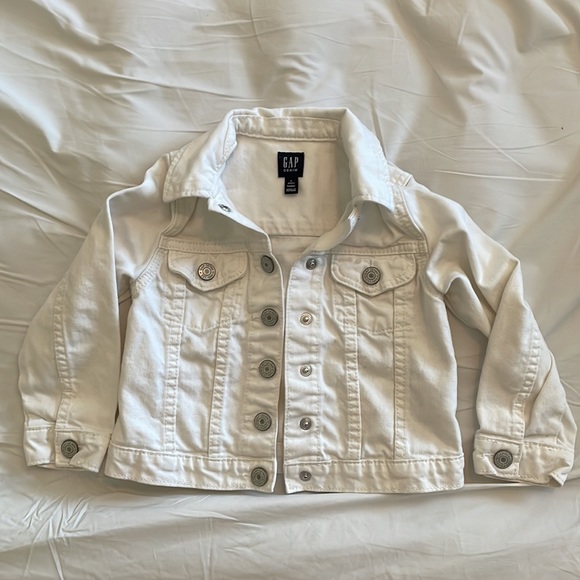 Lot of 2 size 4T denim jackets - GAP & Carters - Picture 6 of 10
